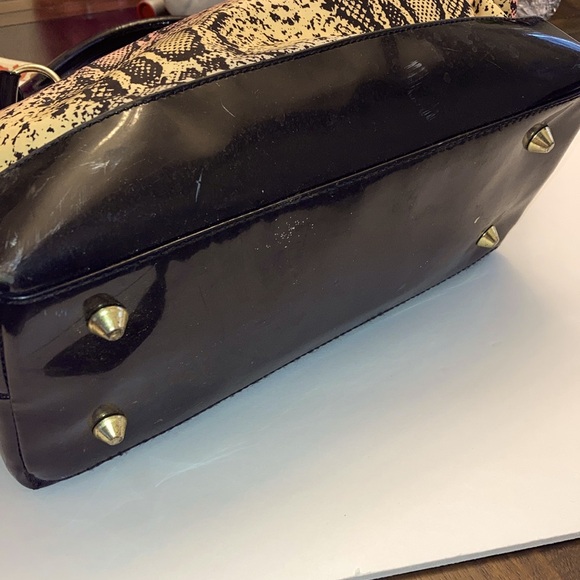 Betsey Johnson Tote Purse - Picture 5 of 7